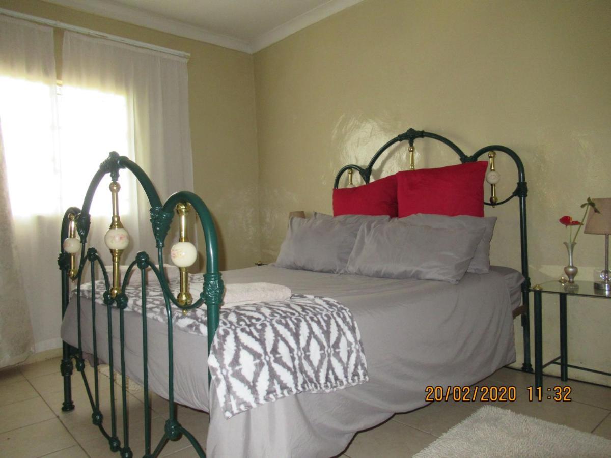 Hostal Elandskloof Trout Farm Dullstroom Exterior foto